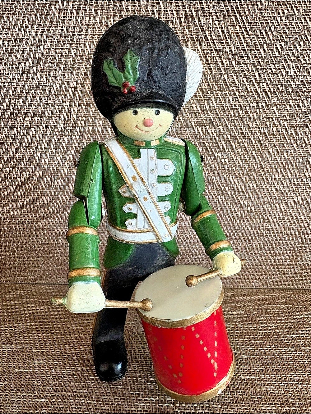 Vintage Toy Soldier Little Drummer Boy Christmas Figurine Movable Arms Green GUC